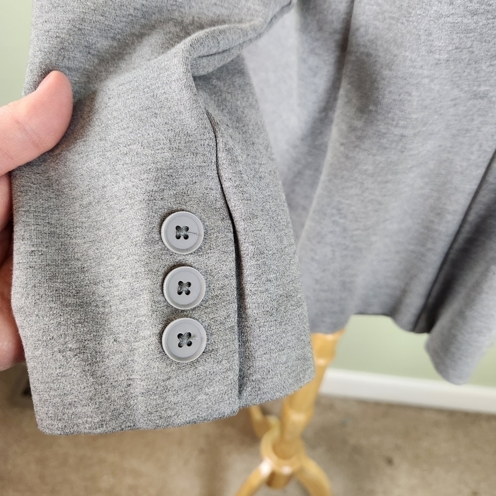 Torrid Chelsea Studio Luxe Ponte Blazer - Picture 6 of 10